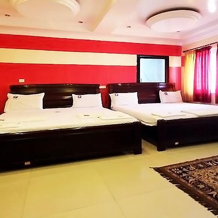 Hotel Sri Saravana Rameswaram Bagian luar foto