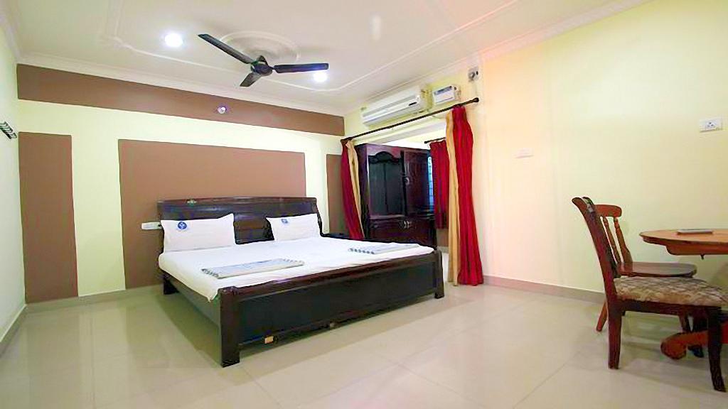 Hotel Sri Saravana Rameswaram Bagian luar foto
